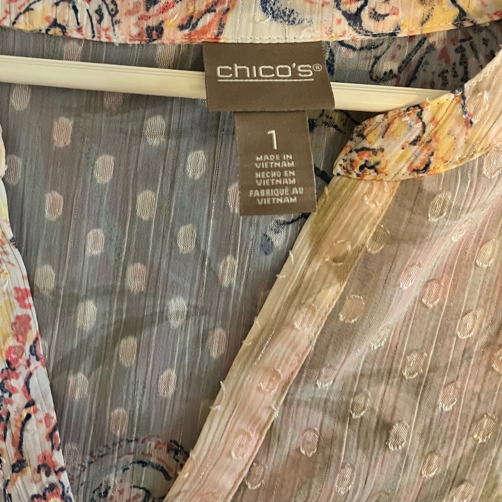 Chico's Women's Paisley Blouse/tunic- Multicolor, note this is size 1, loose M - Picture 4 of 6